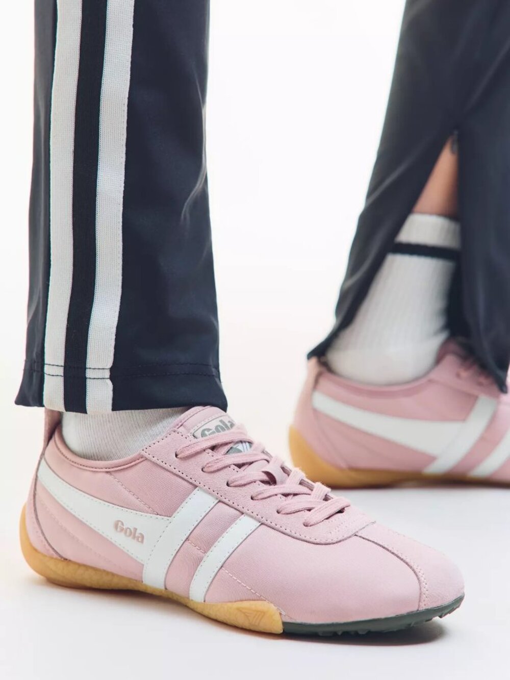 Gola Exclusive Curve Sneakers size 7.5 new in box pink color